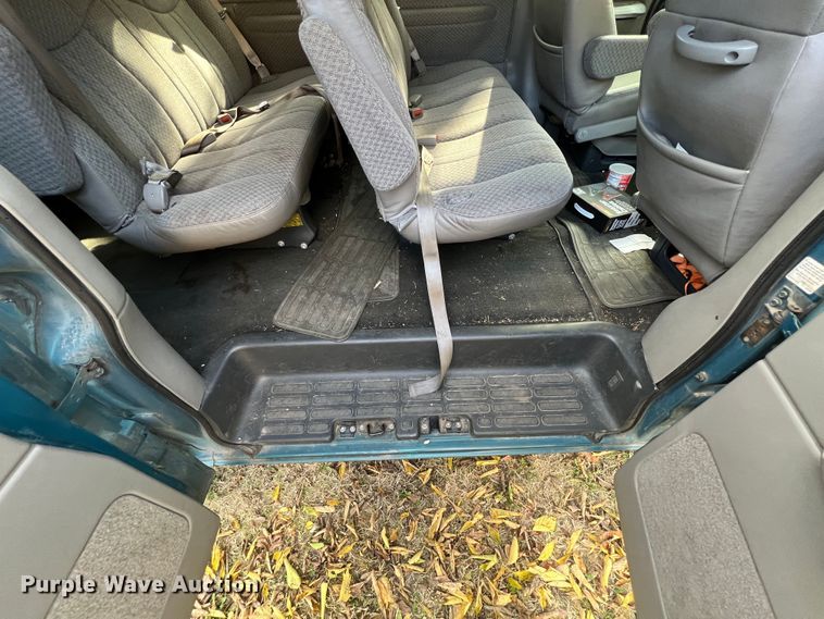 image for item KF9799 1998 Chevrolet Express G3500  van