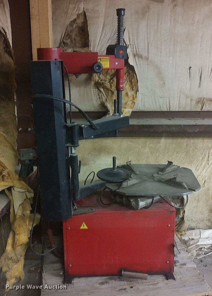 image for item KI9955 (2) tire machines