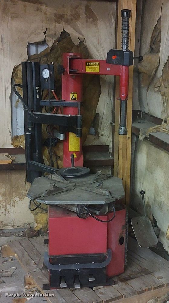 image for item KI9955 (2) tire machines