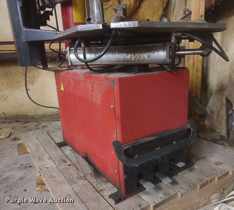 image for item KI9955 (2) tire machines