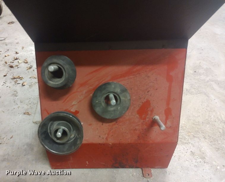 image for item KI9956 Snap On EEWB331A  tire balancer