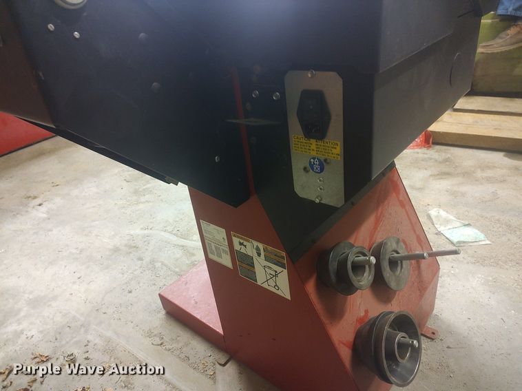 image for item KI9956 Snap On EEWB331A  tire balancer