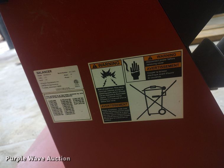 image for item KI9956 Snap On EEWB331A  tire balancer