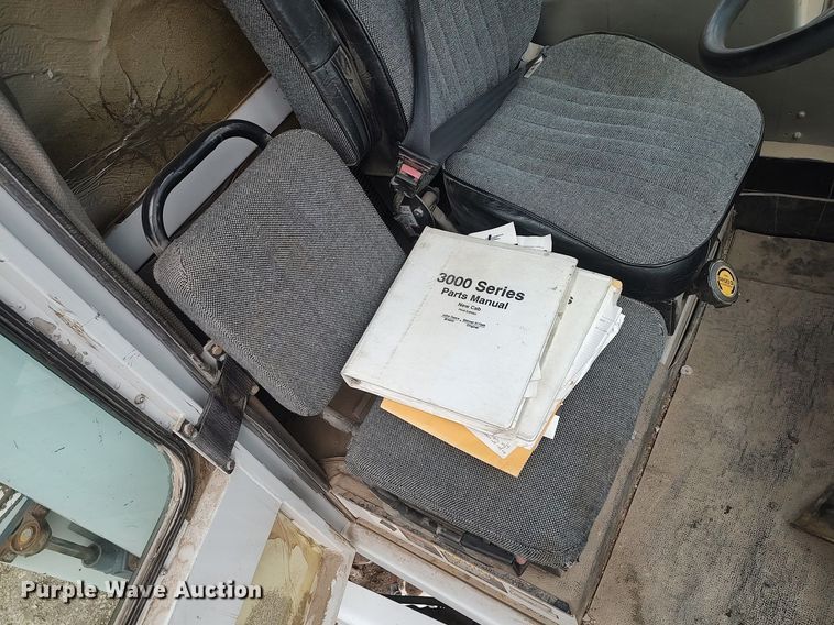 image for item KI9973 1997 Johnston 3000  street sweeper