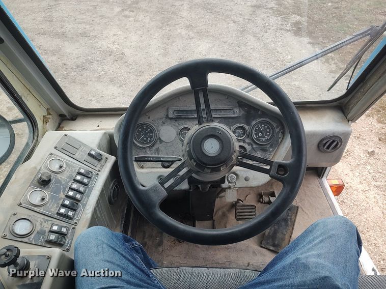 image for item KI9973 1997 Johnston 3000  street sweeper