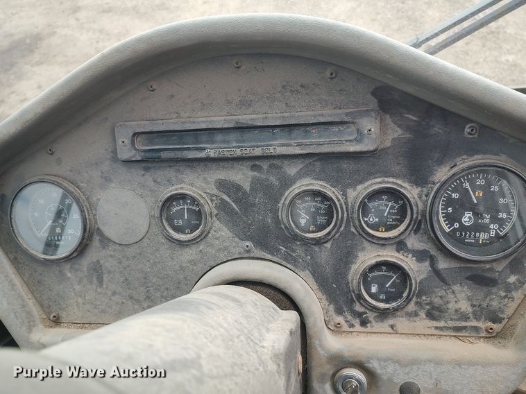 image for item KI9973 1997 Johnston 3000  street sweeper