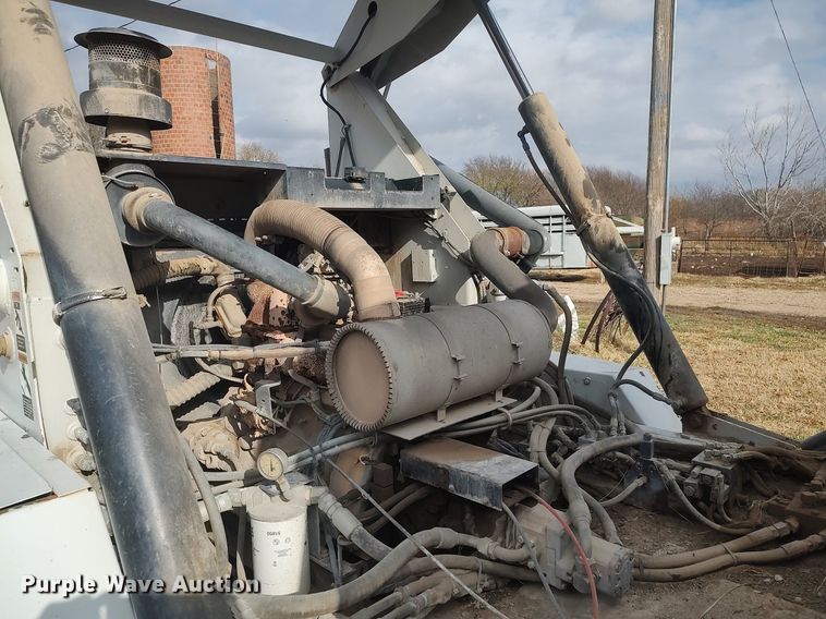 image for item KI9973 1997 Johnston 3000  street sweeper