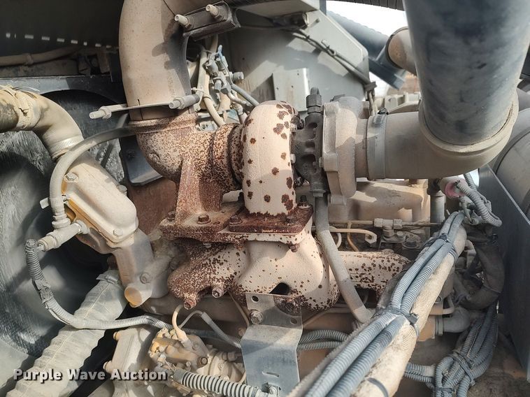 image for item KI9973 1997 Johnston 3000  street sweeper