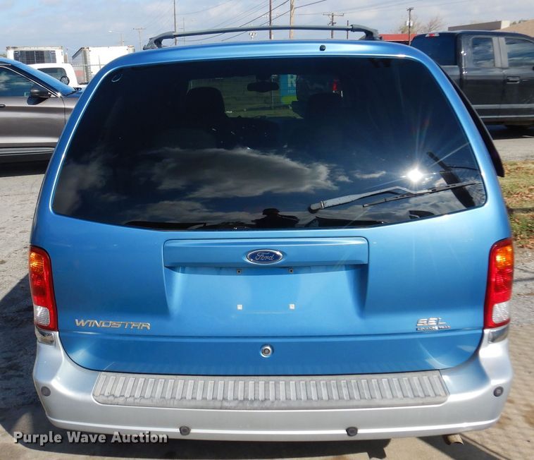 image for item KJ9005 2003 Ford Windstar  van
