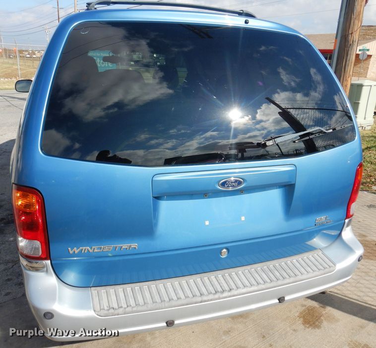 image for item KJ9005 2003 Ford Windstar  van