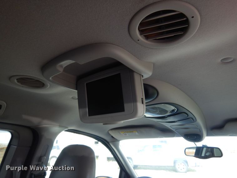 image for item KJ9005 2003 Ford Windstar  van