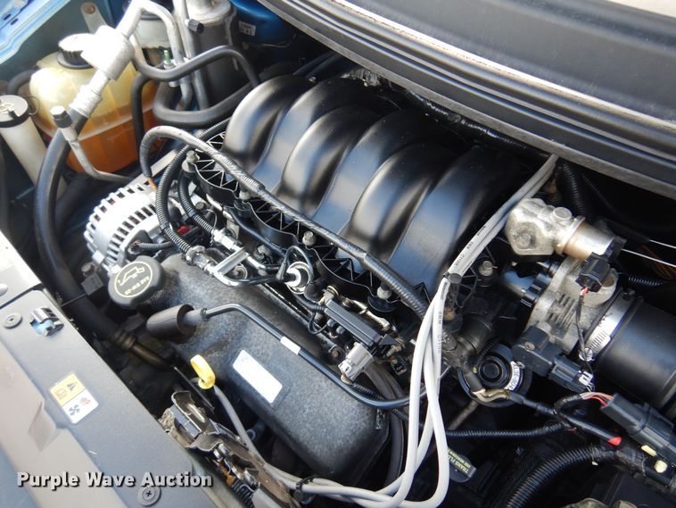 image for item KJ9005 2003 Ford Windstar  van