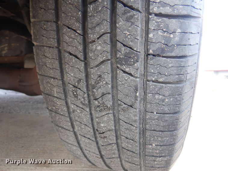 image for item KJ9005 2003 Ford Windstar  van