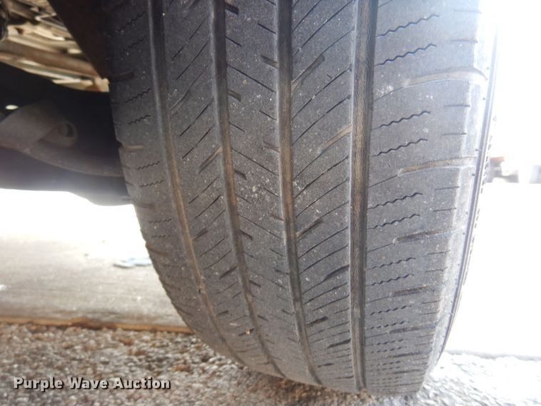 image for item KJ9005 2003 Ford Windstar  van