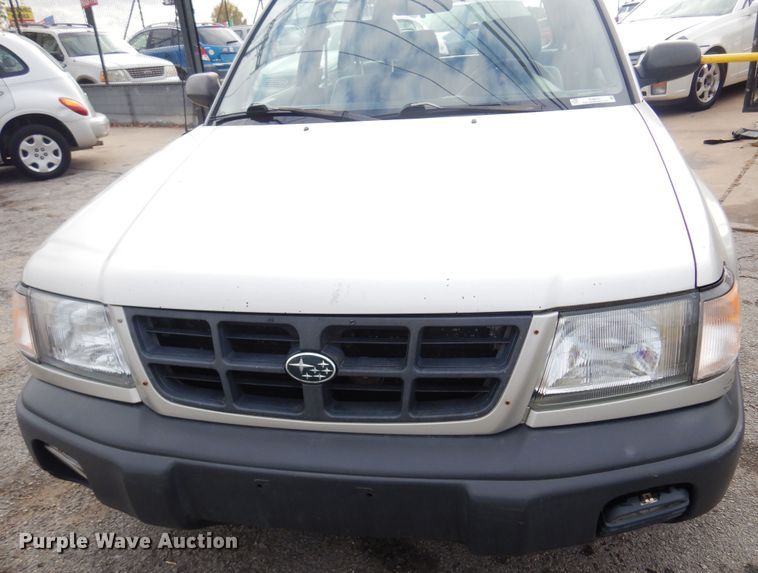 image for item KJ9010 2000 Subaru Forester  SUV