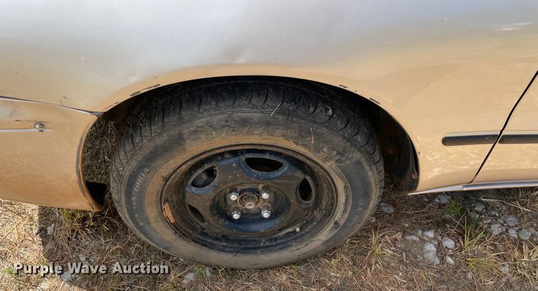 image for item KJ9707 1995 Geo Prizm