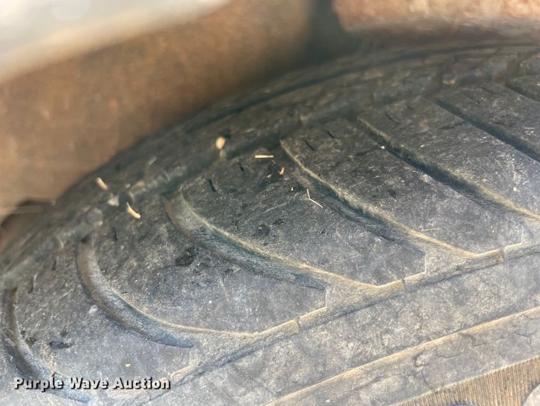 image for item KJ9707 1995 Geo Prizm