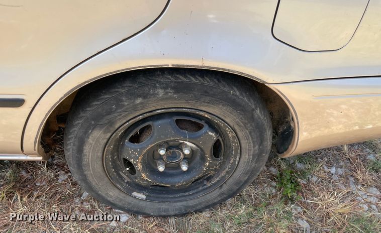 image for item KJ9707 1995 Geo Prizm