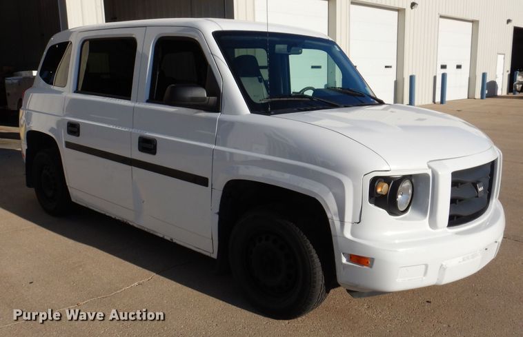 image for item KP9471 2014 VPG MV-1  handicap accessible van