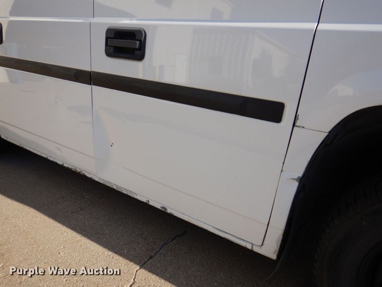 image for item KP9471 2014 VPG MV-1  handicap accessible van