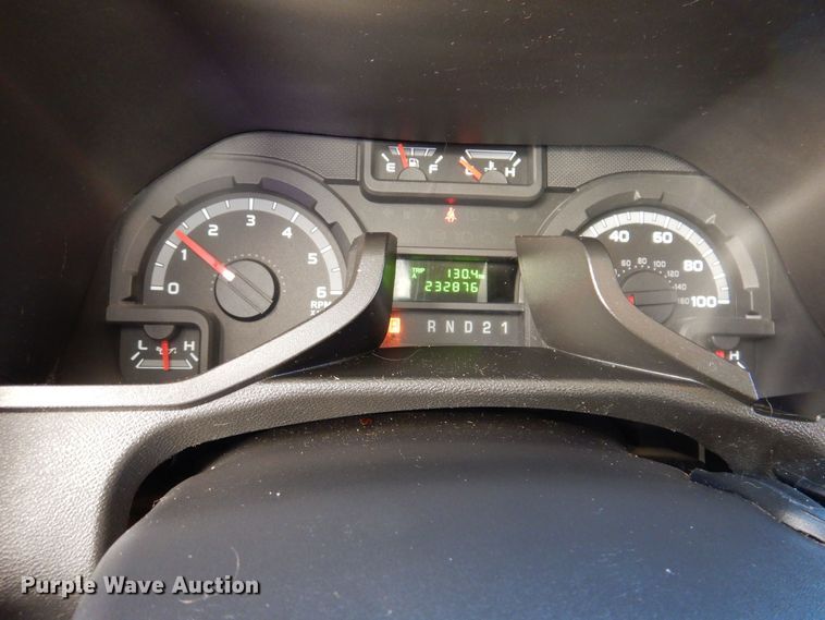 image for item KP9471 2014 VPG MV-1  handicap accessible van