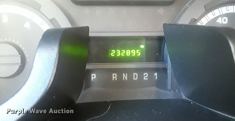 image for item KP9471 2014 VPG MV-1  handicap accessible van