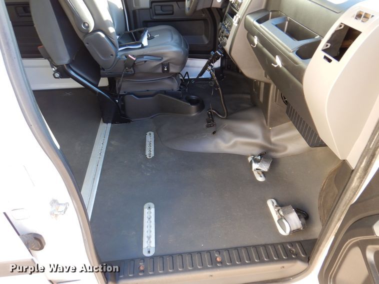 image for item KP9471 2014 VPG MV-1  handicap accessible van