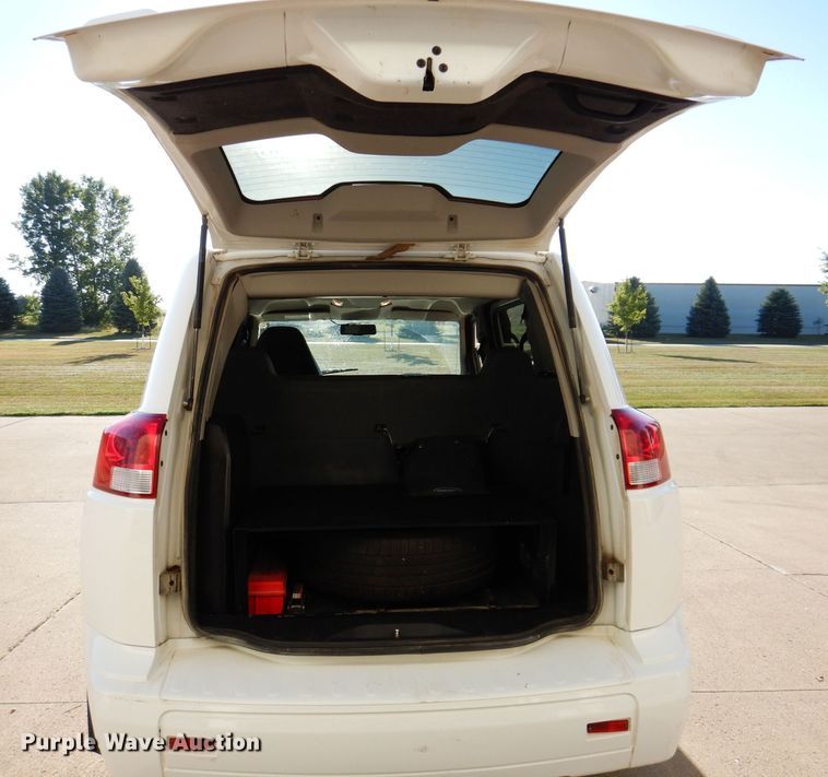 image for item KP9471 2014 VPG MV-1  handicap accessible van