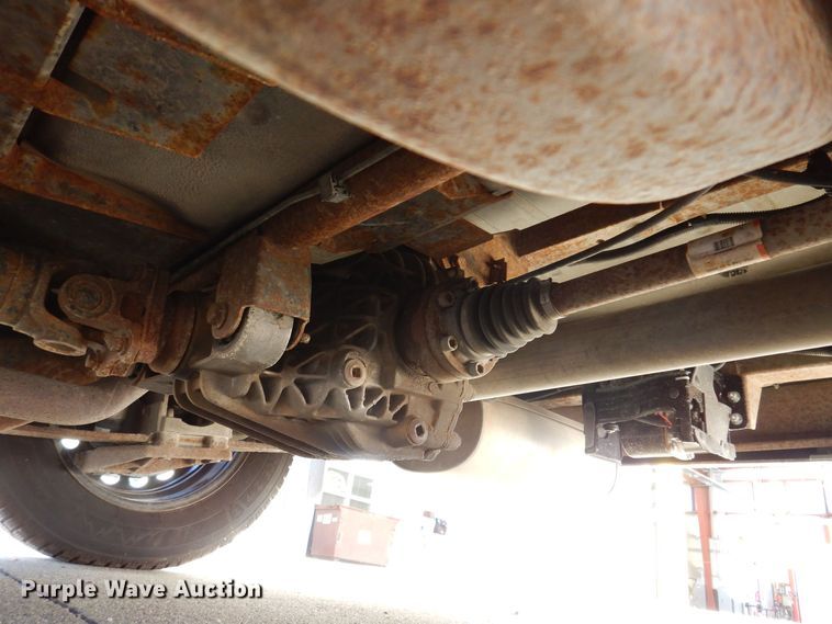 image for item KP9471 2014 VPG MV-1  handicap accessible van