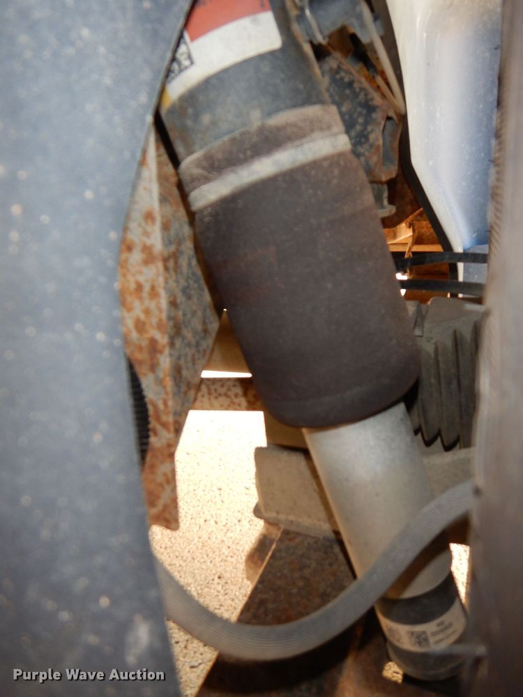 image for item KP9471 2014 VPG MV-1  handicap accessible van