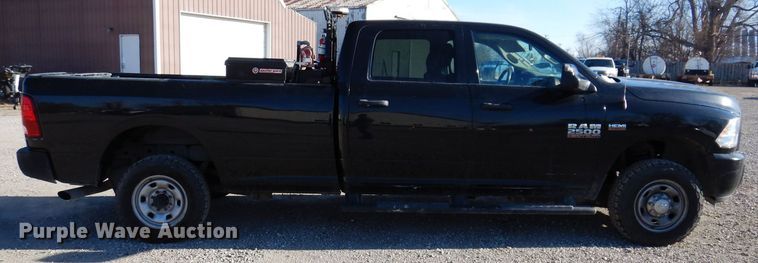 image for item KW9639 2017 Dodge Ram 2500HD  Crew Cab pickup truck
