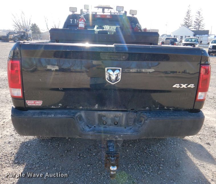 image for item KW9639 2017 Dodge Ram 2500HD  Crew Cab pickup truck