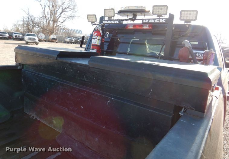 image for item KW9639 2017 Dodge Ram 2500HD  Crew Cab pickup truck