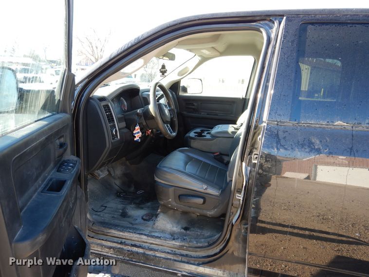 image for item KW9639 2017 Dodge Ram 2500HD  Crew Cab pickup truck