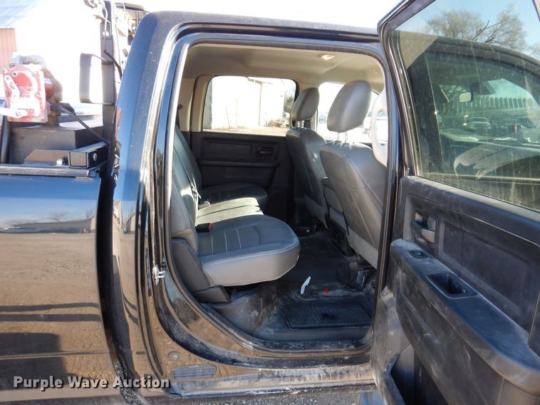 image for item KW9639 2017 Dodge Ram 2500HD  Crew Cab pickup truck