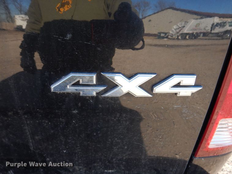 image for item KW9639 2017 Dodge Ram 2500HD  Crew Cab pickup truck