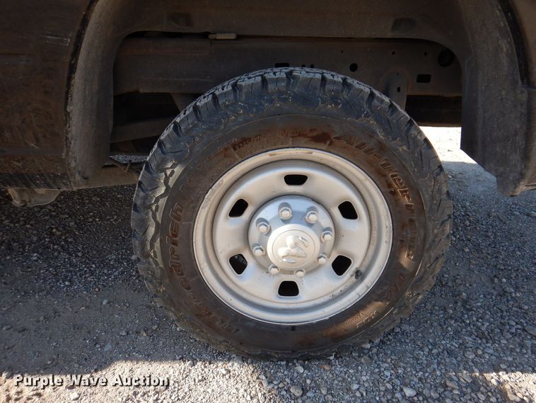 image for item KW9639 2017 Dodge Ram 2500HD  Crew Cab pickup truck