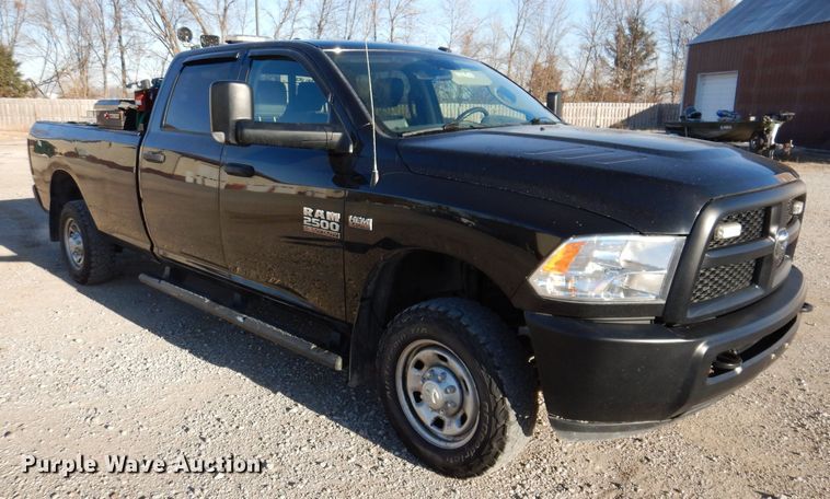 image for item KW9641 2017 Dodge Ram 2500HD  Crew Cab pickup truck