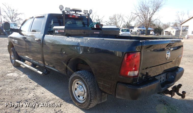 image for item KW9641 2017 Dodge Ram 2500HD  Crew Cab pickup truck