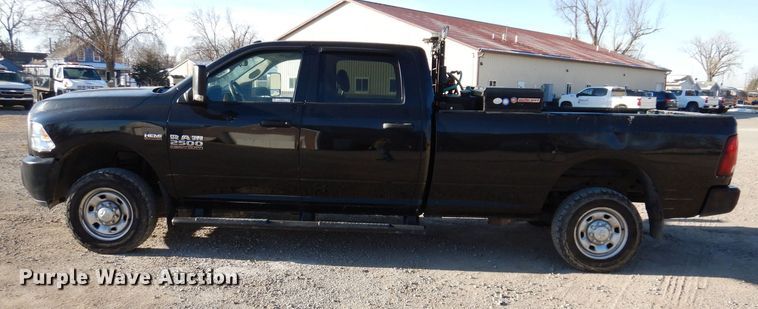 image for item KW9641 2017 Dodge Ram 2500HD  Crew Cab pickup truck