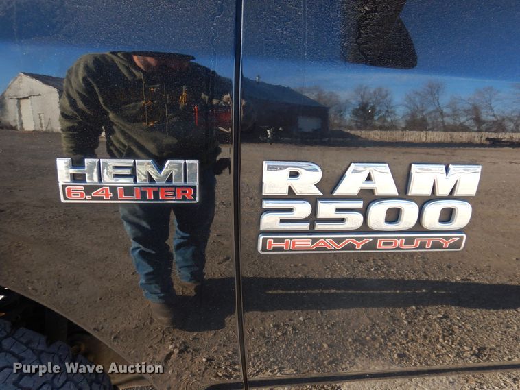 image for item KW9641 2017 Dodge Ram 2500HD  Crew Cab pickup truck