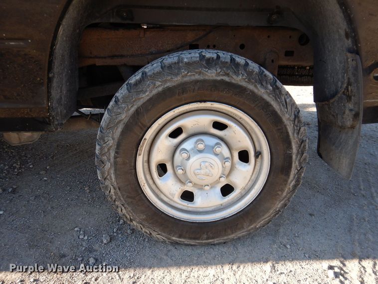 image for item KW9641 2017 Dodge Ram 2500HD  Crew Cab pickup truck