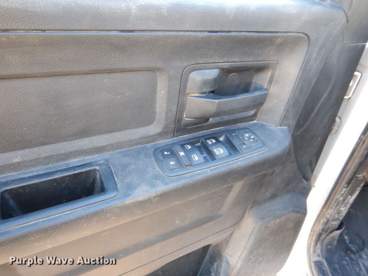 image for item KW9643 2018 Dodge Ram 2500HD  Crew Cab pickup truck