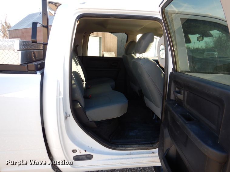 image for item KW9643 2018 Dodge Ram 2500HD  Crew Cab pickup truck