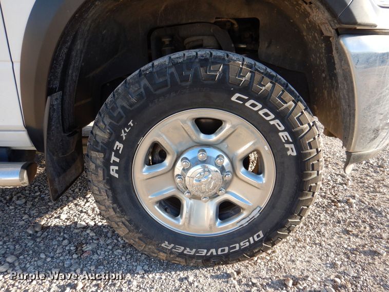 image for item KW9643 2018 Dodge Ram 2500HD  Crew Cab pickup truck