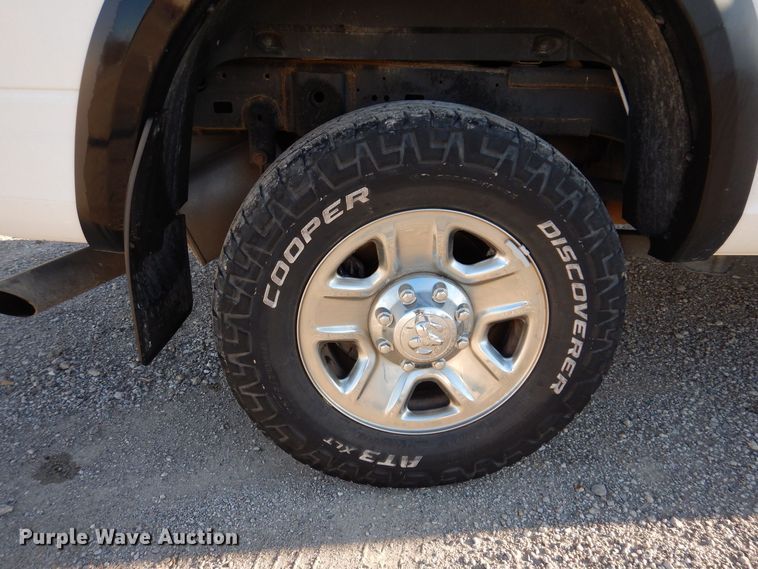 image for item KW9643 2018 Dodge Ram 2500HD  Crew Cab pickup truck