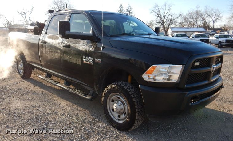 image for item KW9644 2017 Dodge Ram 2500HD  Crew Cab pickup truck