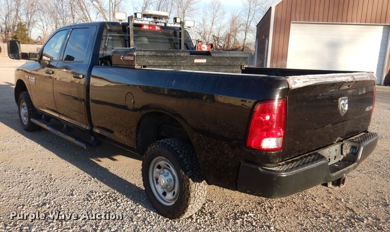 image for item KW9644 2017 Dodge Ram 2500HD  Crew Cab pickup truck