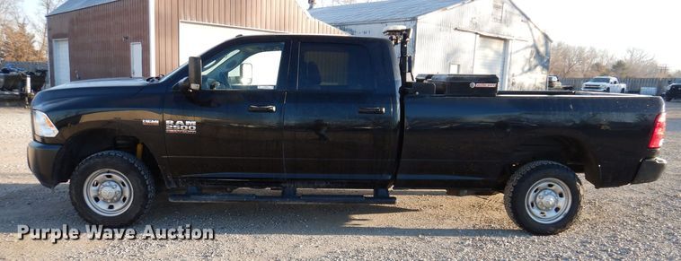 image for item KW9644 2017 Dodge Ram 2500HD  Crew Cab pickup truck