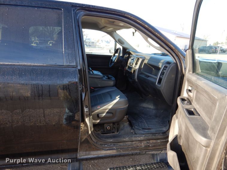 image for item KW9644 2017 Dodge Ram 2500HD  Crew Cab pickup truck